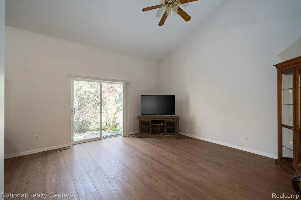 50298 Helfer Boulevard Wixom City, MI 48393