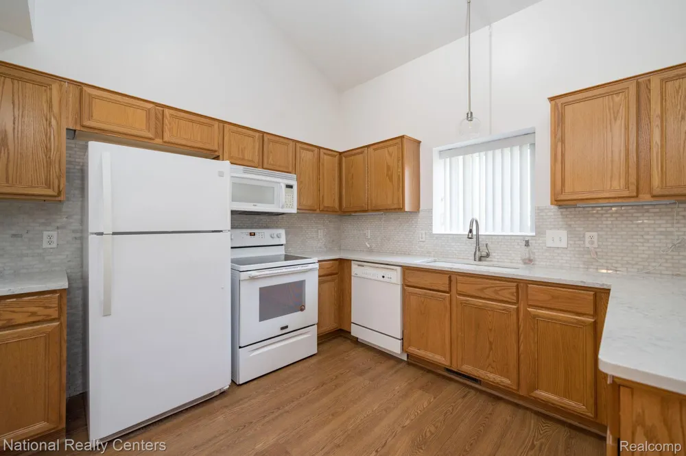 50298 Helfer Boulevard Wixom City, MI 48393