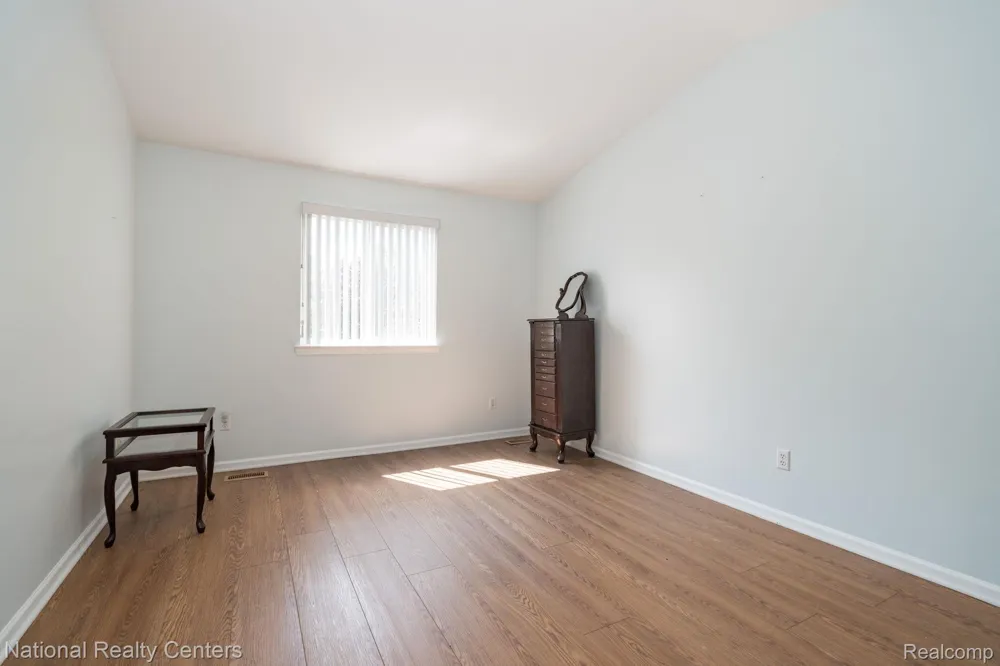 50298 Helfer Boulevard Wixom City, MI 48393