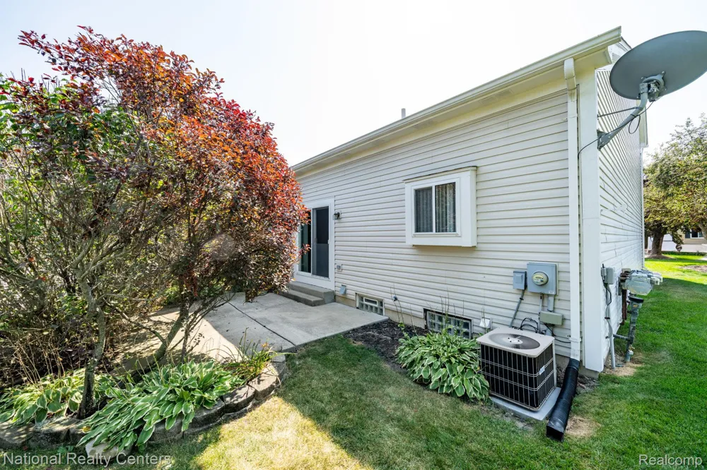 50298 Helfer Boulevard Wixom City, MI 48393