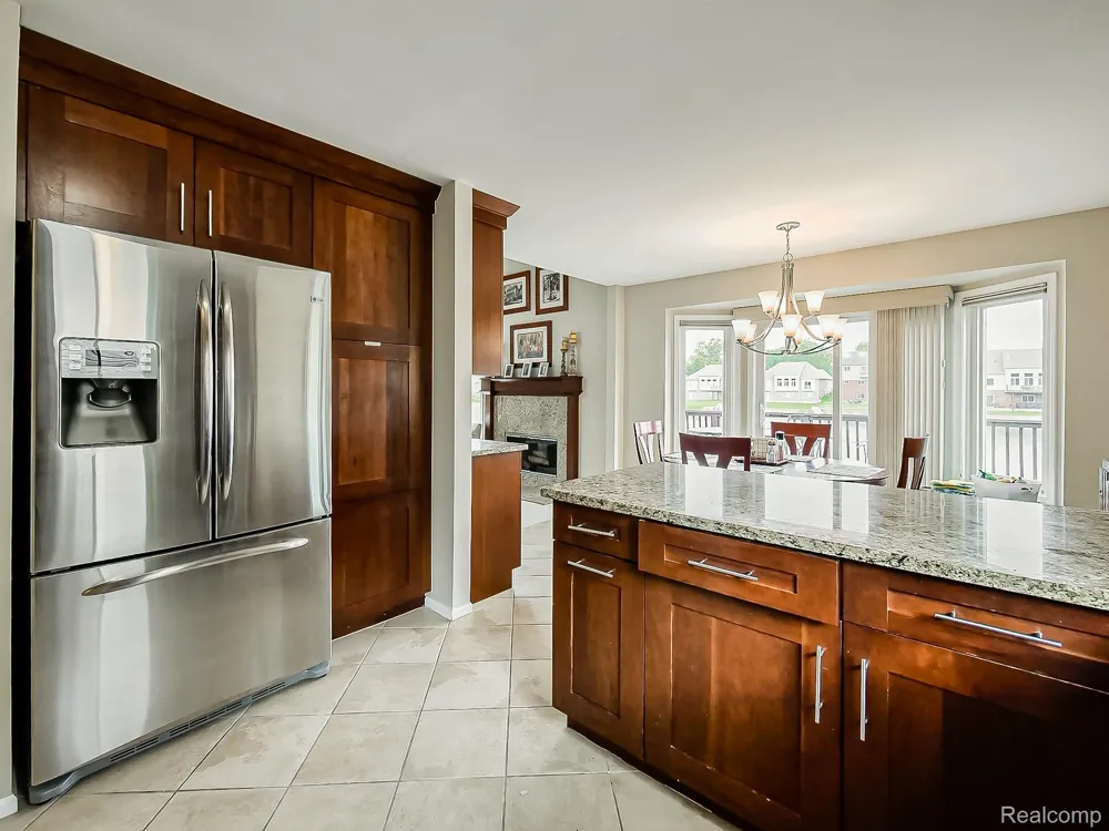 2191 Barclay Avenue Shelby Charter Township, MI 48317