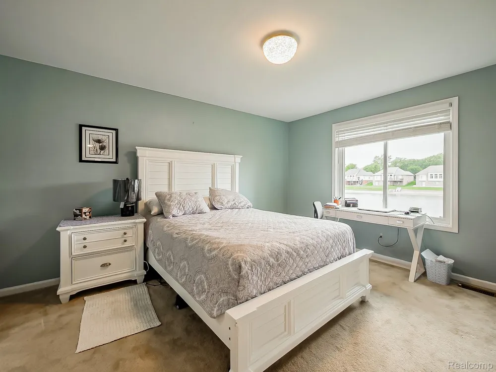 2191 Barclay Avenue Shelby Charter Township, MI 48317