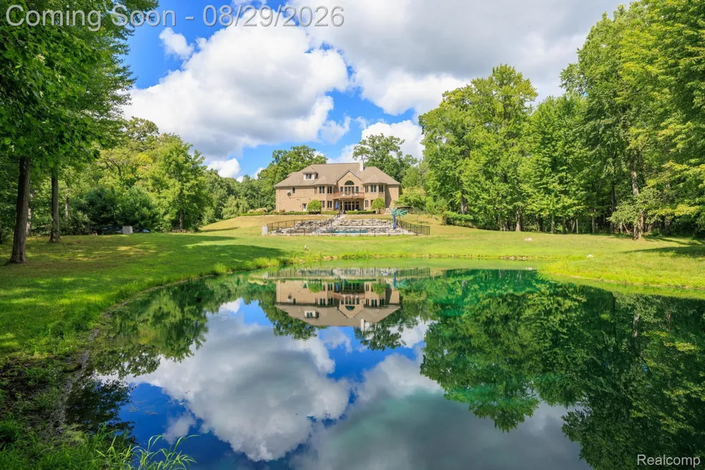 2550 Birch Grove Court Addison Township, MI 48370