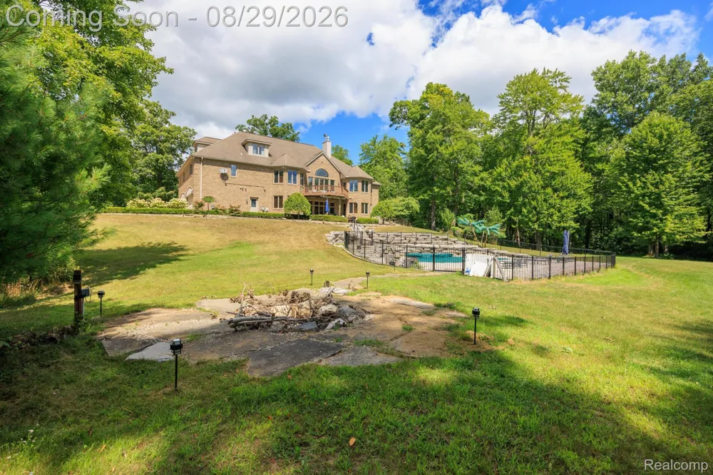 2550 Birch Grove Court Addison Township, MI 48370