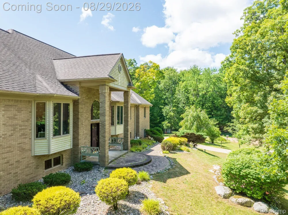 2550 Birch Grove Court Addison Township, MI 48370