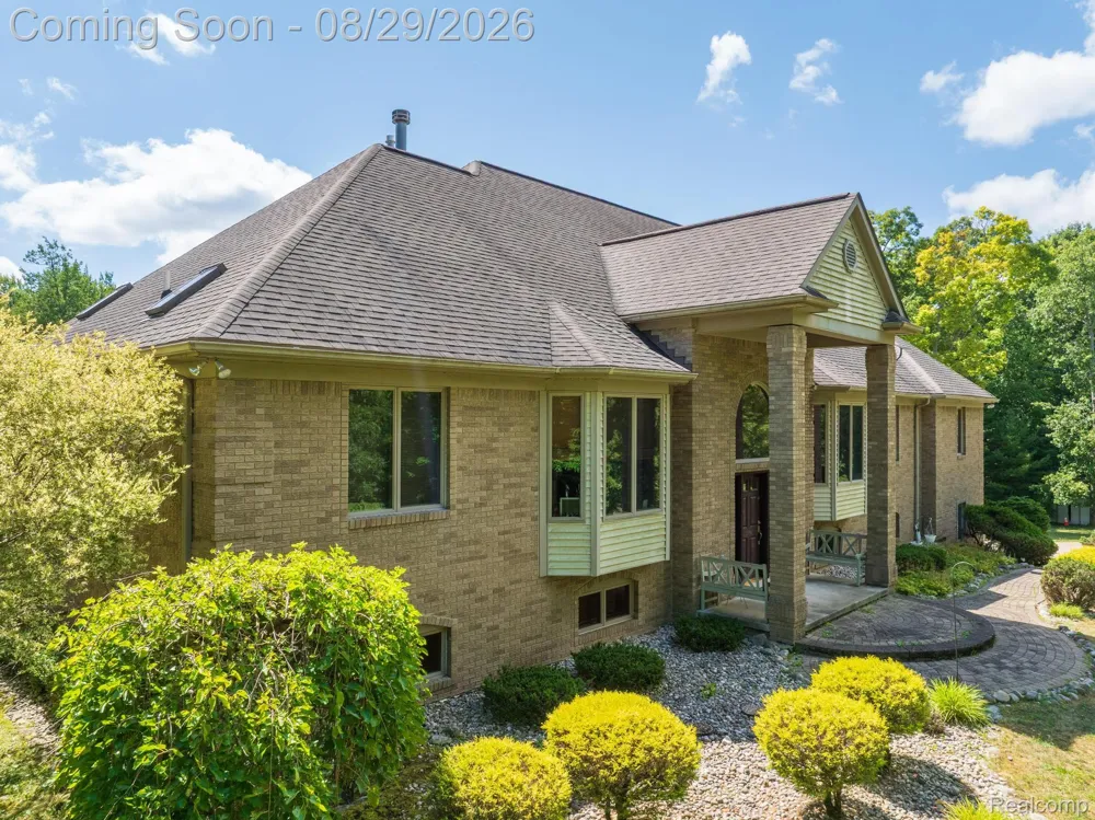 2550 Birch Grove Court Addison Township, MI 48370