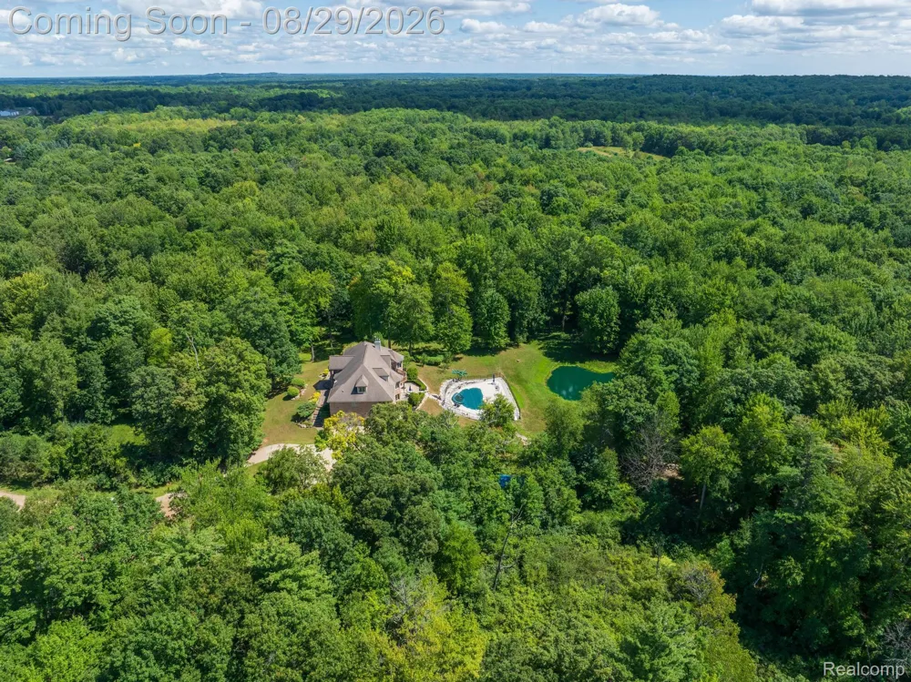 2550 Birch Grove Court Addison Township, MI 48370