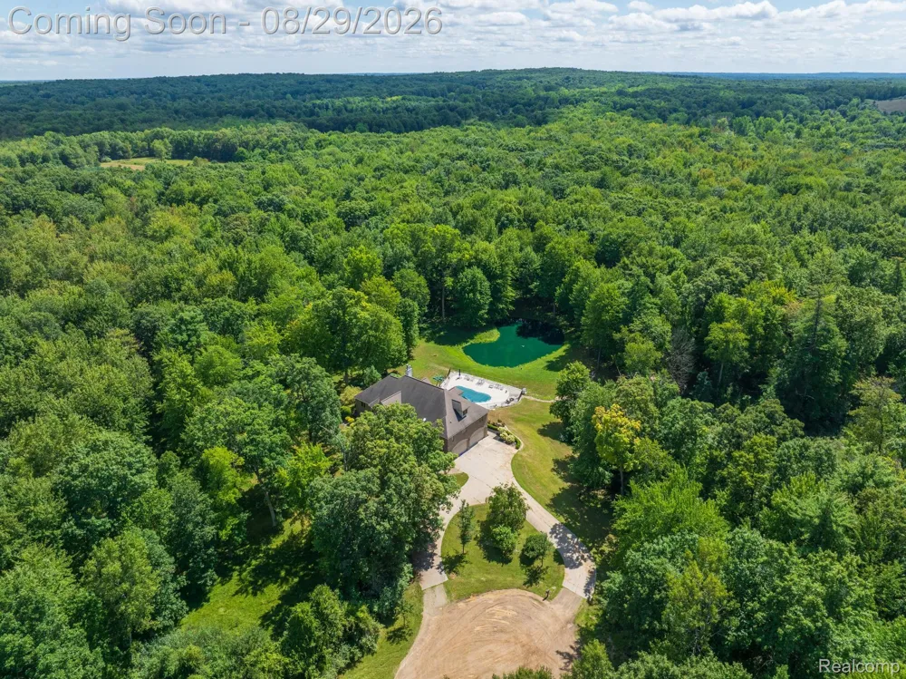 2550 Birch Grove Court Addison Township, MI 48370