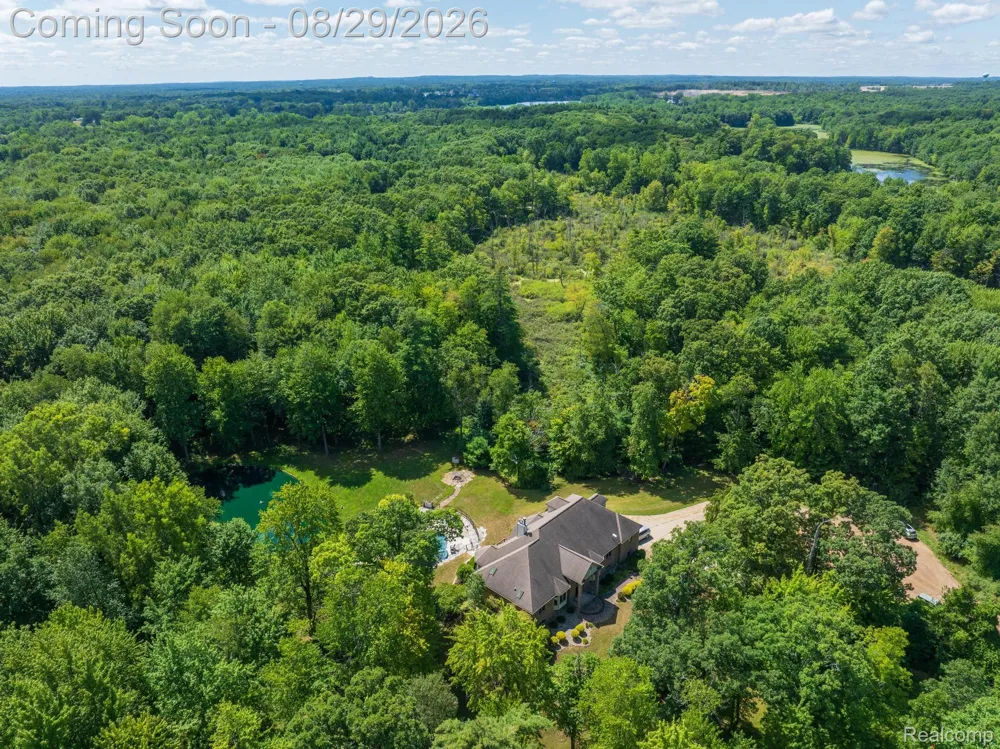 2550 Birch Grove Court Addison Township, MI 48370