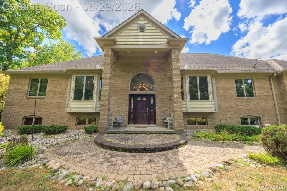 2550 Birch Grove Court Addison Township, MI 48370