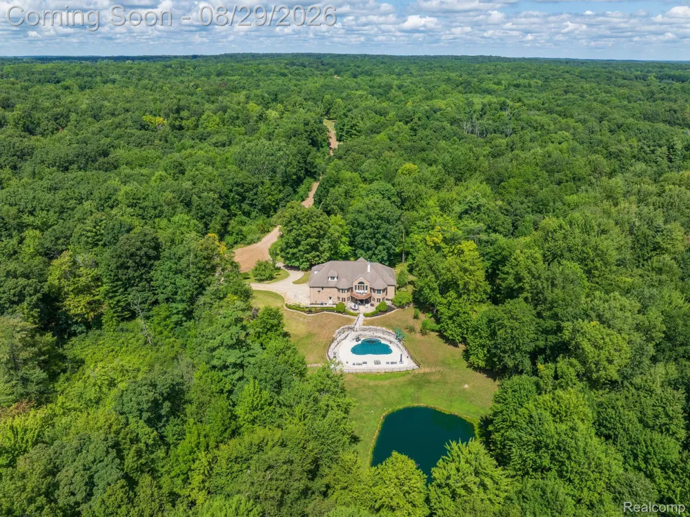 2550 Birch Grove Court Addison Township, MI 48370