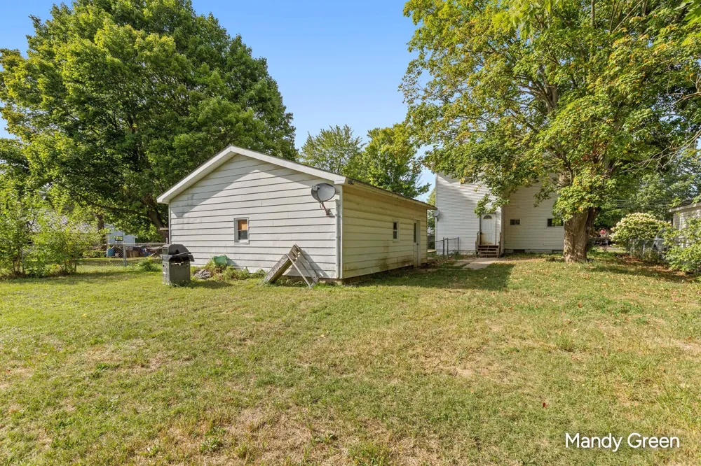 113 W Maple Street Unknown, MI 48811
