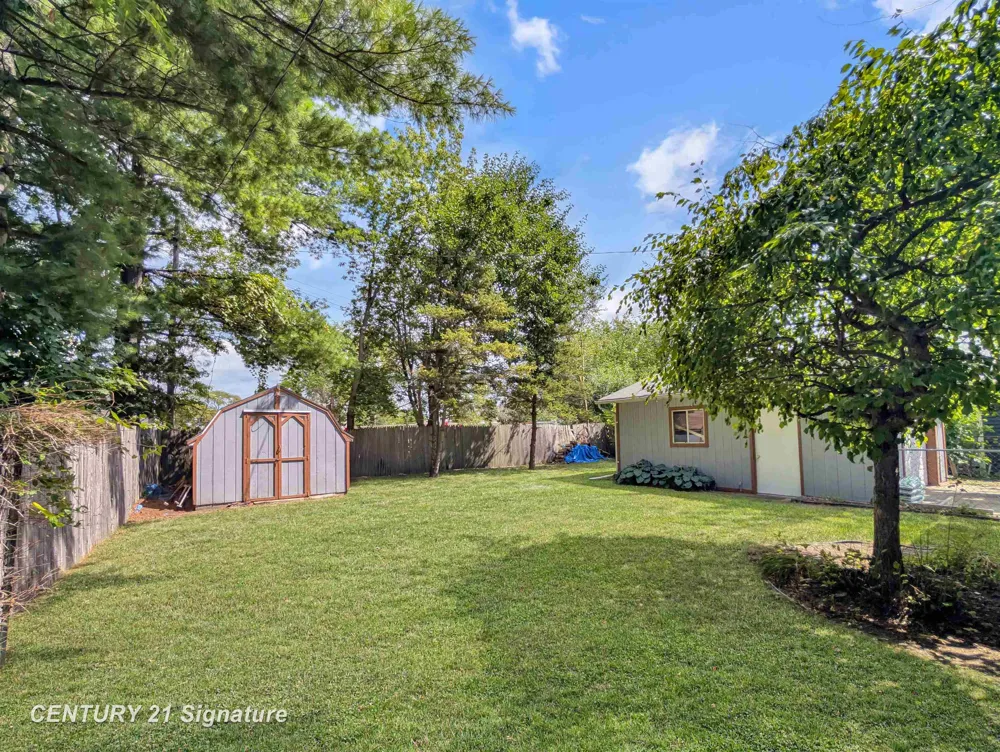 1608 Oakley Street Saginaw City, MI 48602