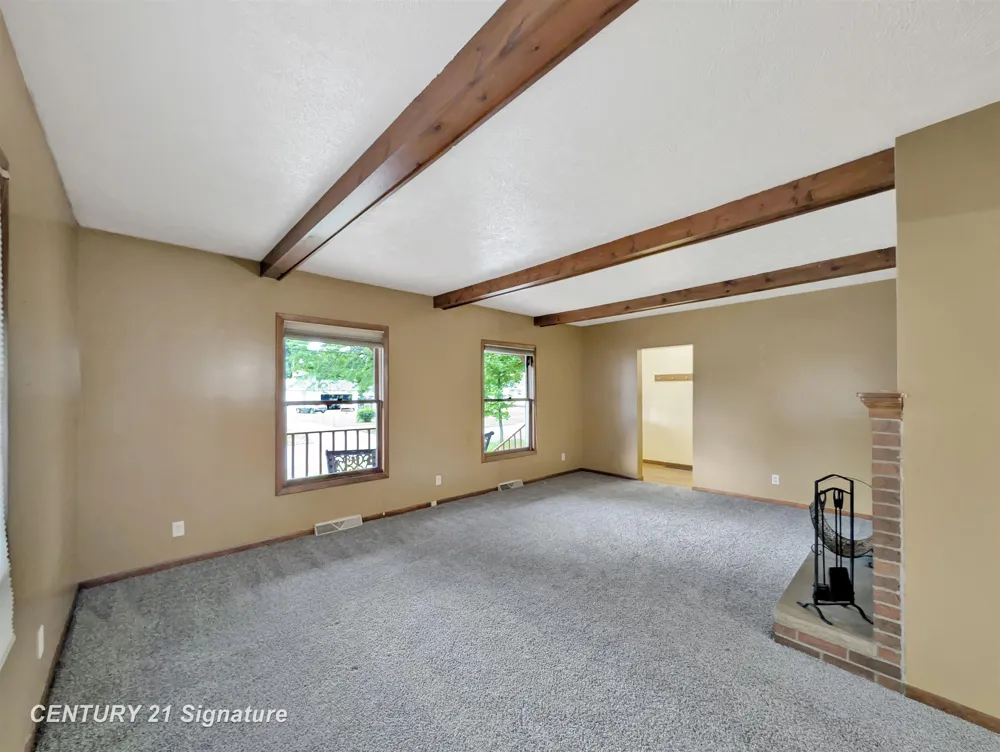 1608 Oakley Street Saginaw City, MI 48602
