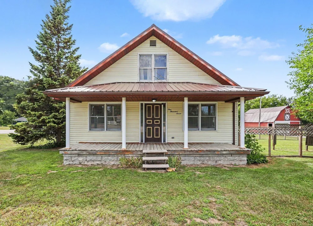 1007 Huron Road Fraser Township, MI 48634