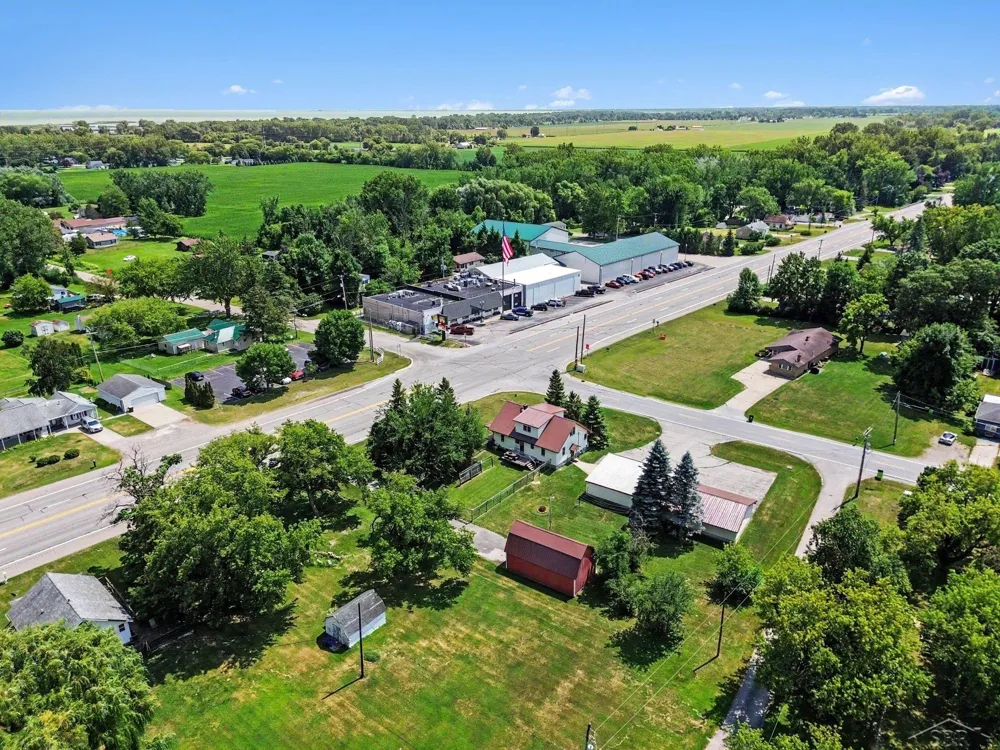 1007 Huron Road Fraser Township, MI 48634