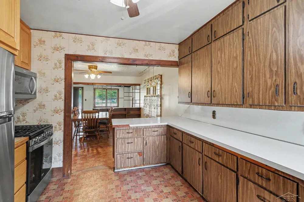 1007 Huron Road Fraser Township, MI 48634