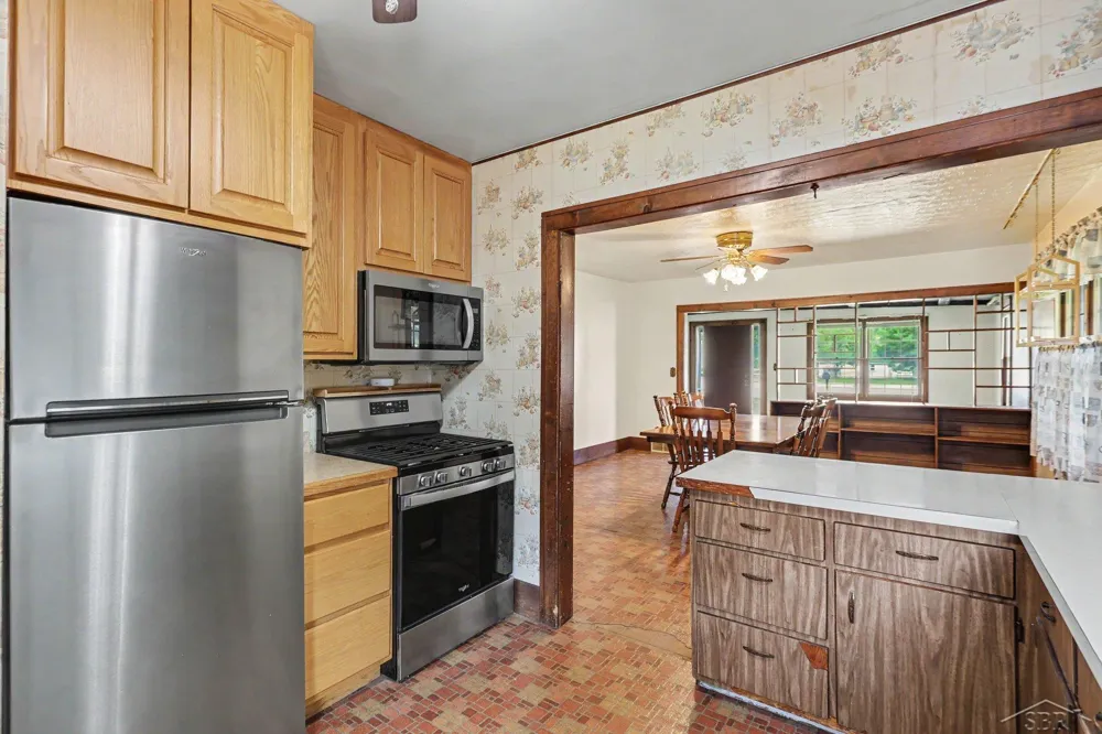 1007 Huron Road Fraser Township, MI 48634