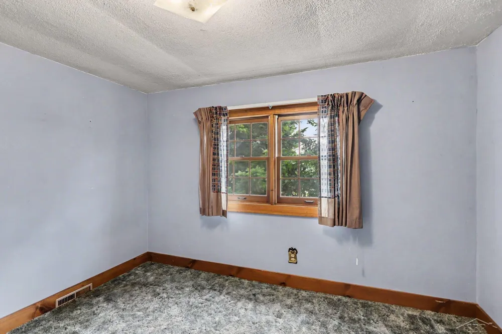 1007 Huron Road Fraser Township, MI 48634