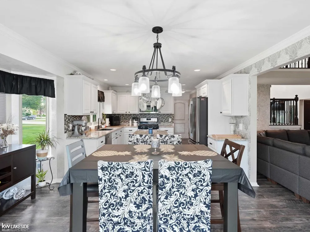 50494 Commons Drive Macomb Township, MI 48042