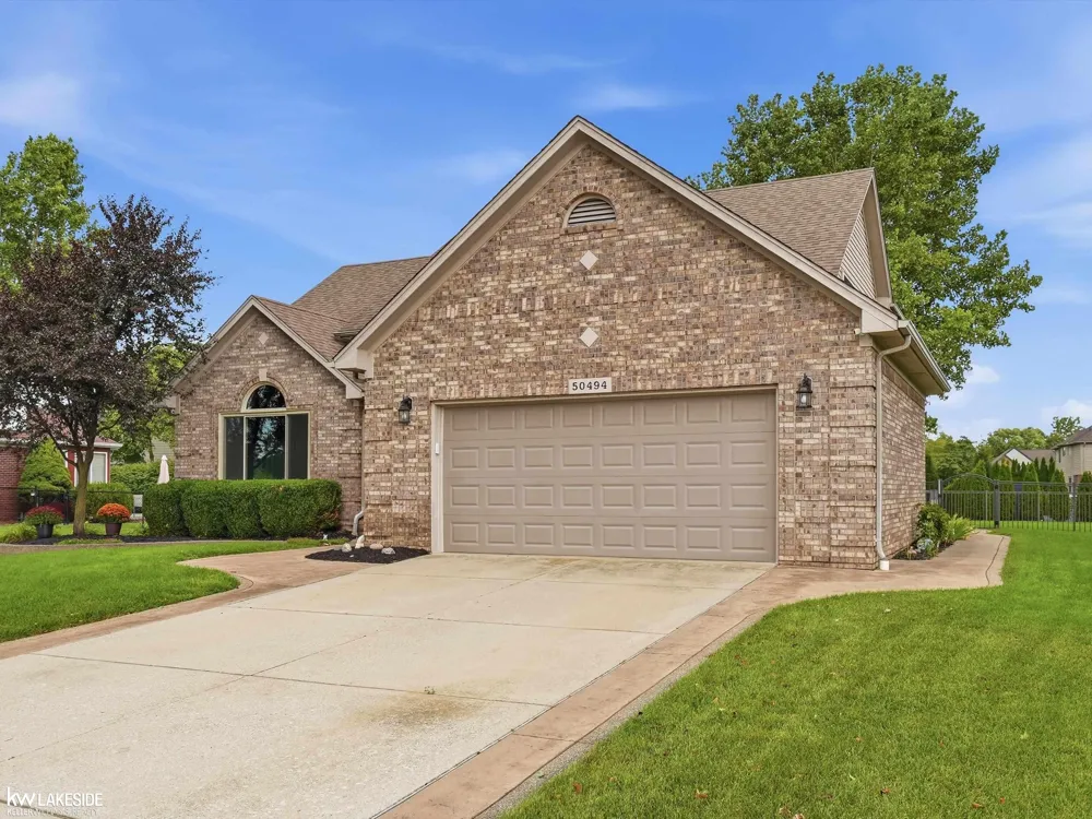 50494 Commons Drive Macomb Township, MI 48042