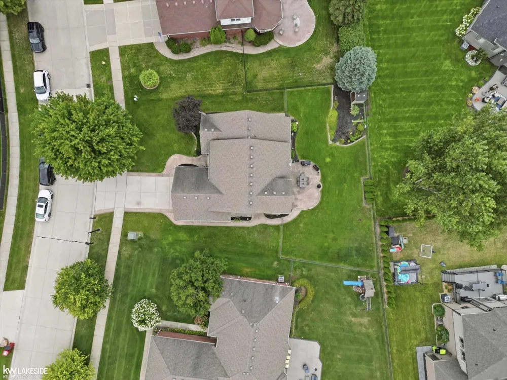50494 Commons Drive Macomb Township, MI 48042