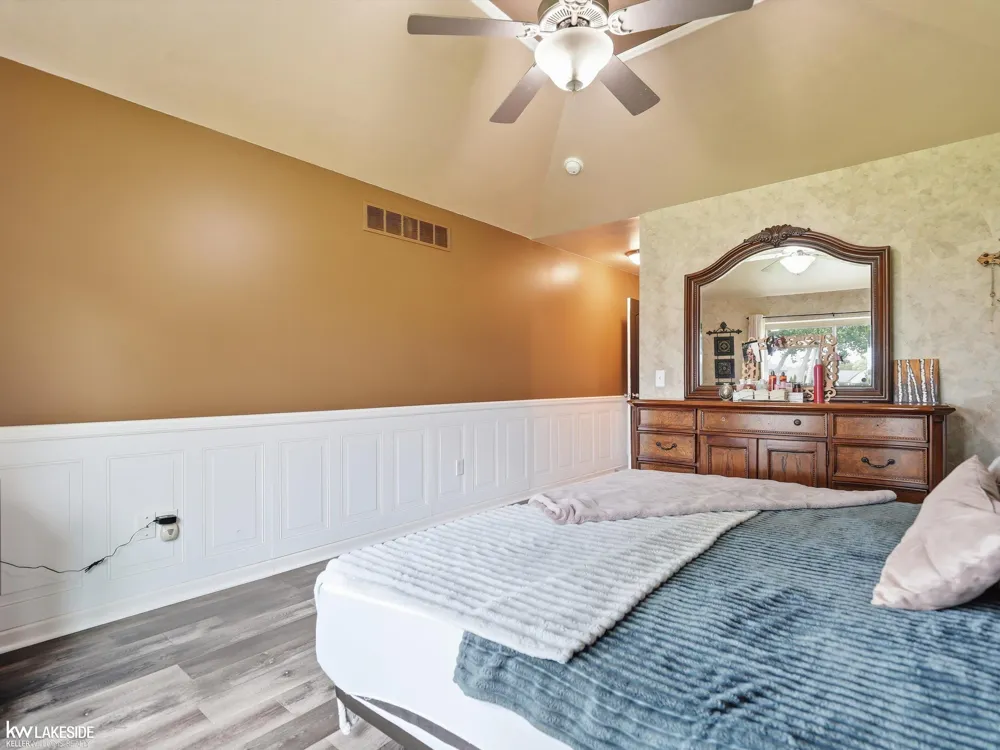 50494 Commons Drive Macomb Township, MI 48042