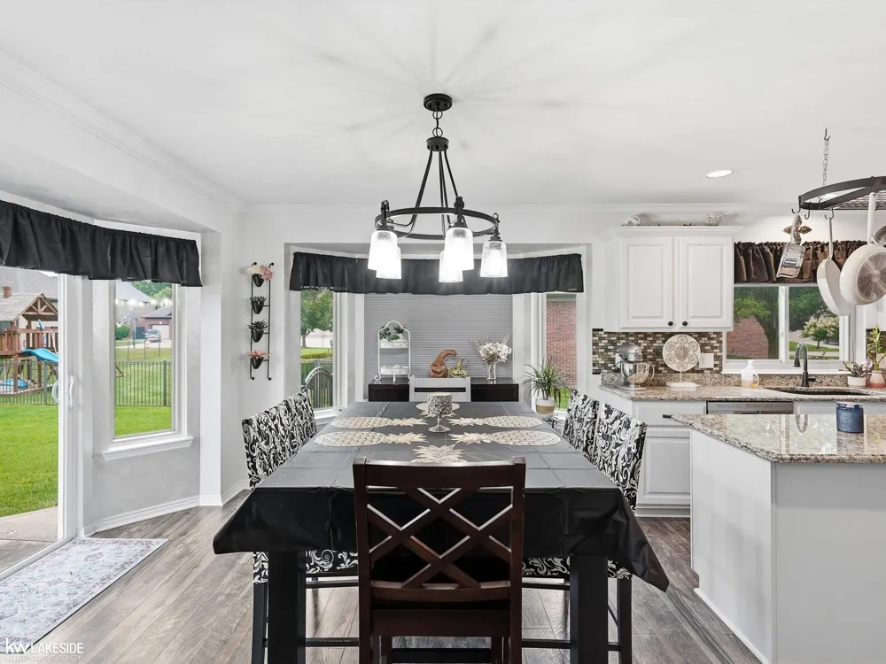 50494 Commons Drive Macomb Township, MI 48042
