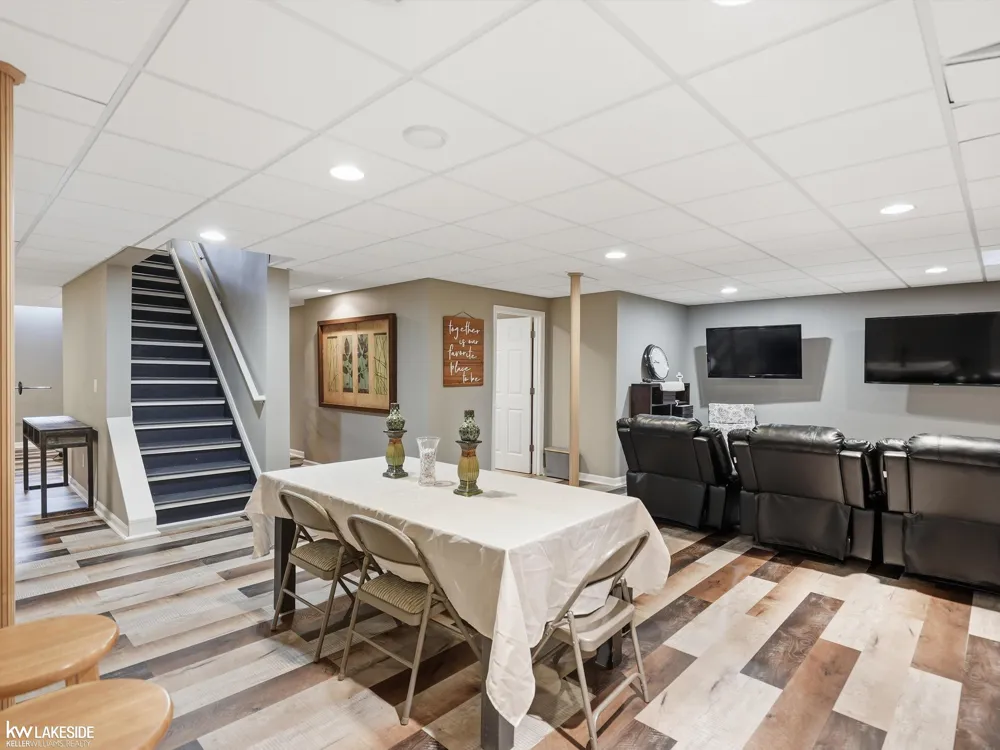 50494 Commons Drive Macomb Township, MI 48042