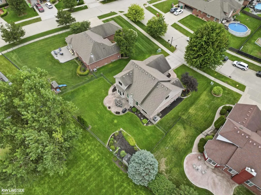 50494 Commons Drive Macomb Township, MI 48042