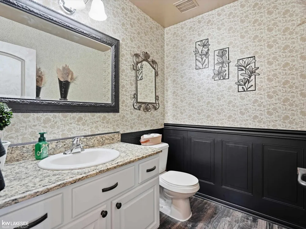 50494 Commons Drive Macomb Township, MI 48042