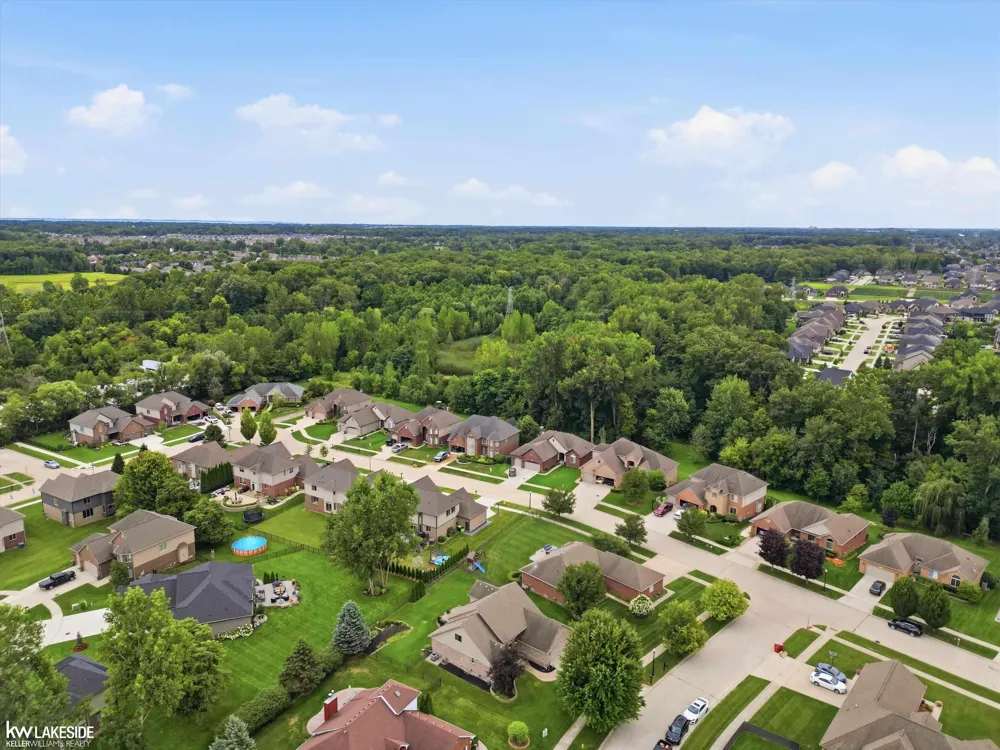 50494 Commons Drive Macomb Township, MI 48042
