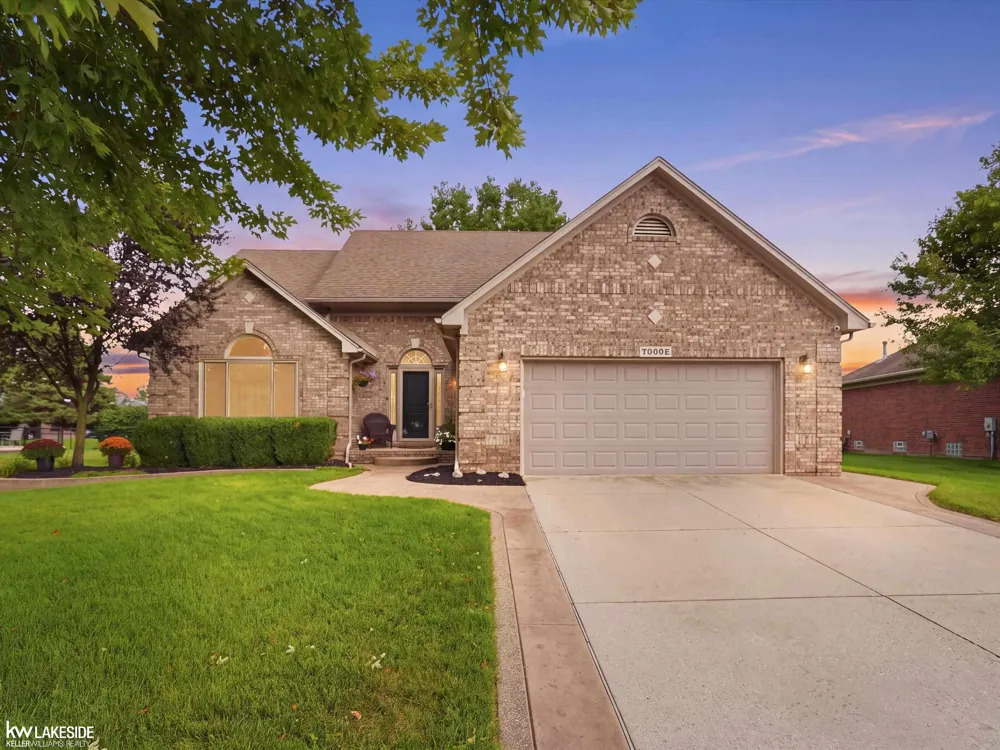 50494 Commons Drive Macomb Township, MI 48042