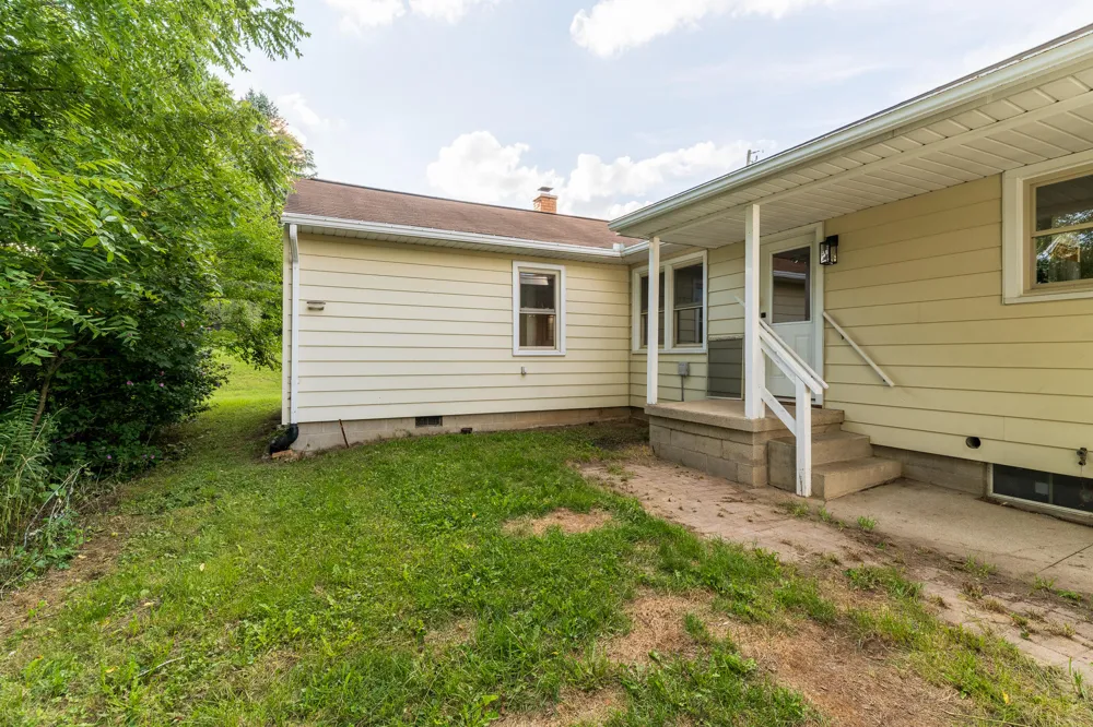 825 Forest Street Ionia City, MI 48846