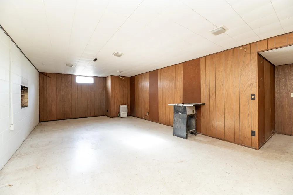 825 Forest Street Ionia City, MI 48846
