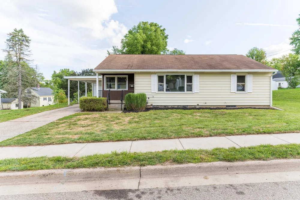 825 Forest Street Ionia City, MI 48846