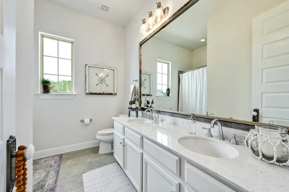 17316 Avion Drive Dripping Springs, TX 78620
