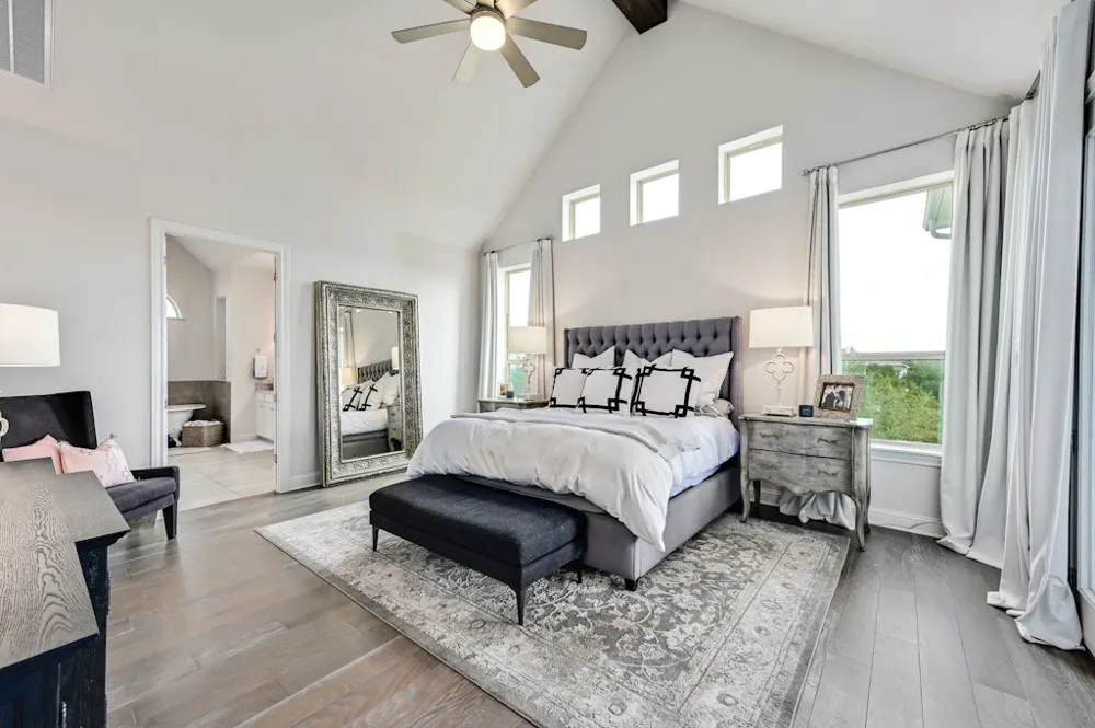 17316 Avion Drive Dripping Springs, TX 78620