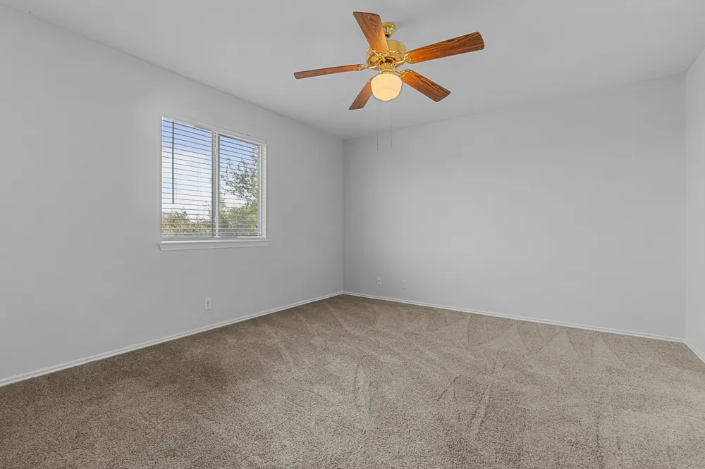 309 MUSGRAV Kyle, TX 78640