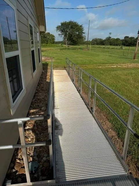 17787 Cr 330 Navasota, TX 77868