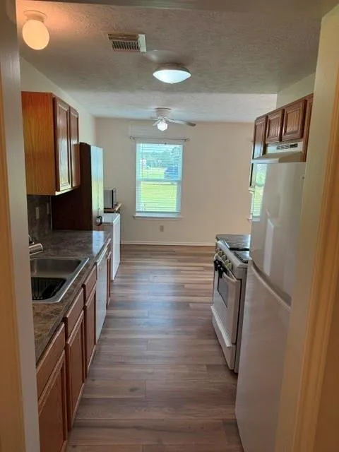 17787 Cr 330 Navasota, TX 77868