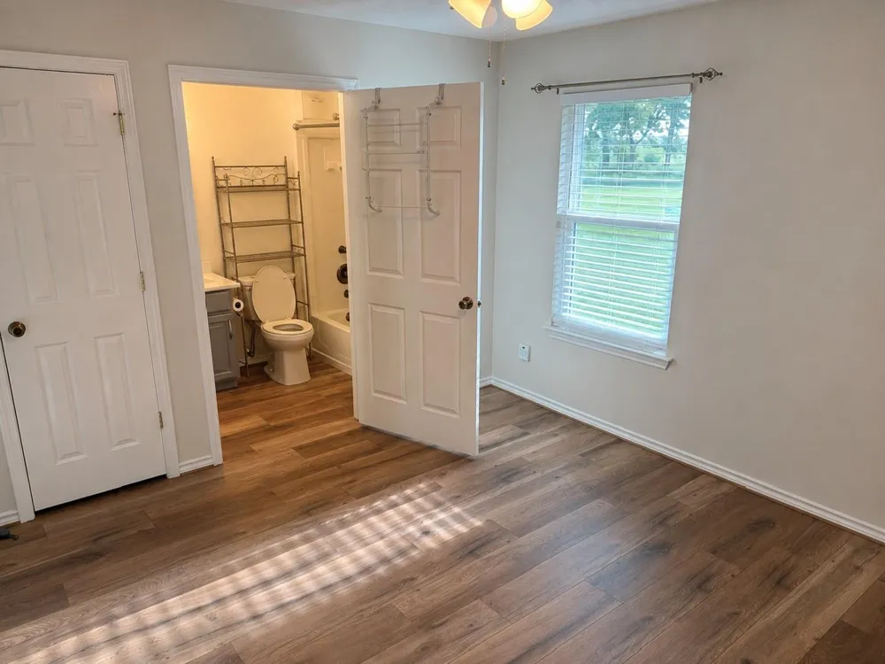 17787 Cr 330 Navasota, TX 77868
