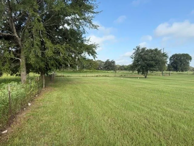 17787 Cr 330 Navasota, TX 77868