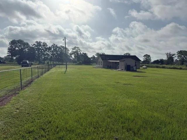 17787 Cr 330 Navasota, TX 77868