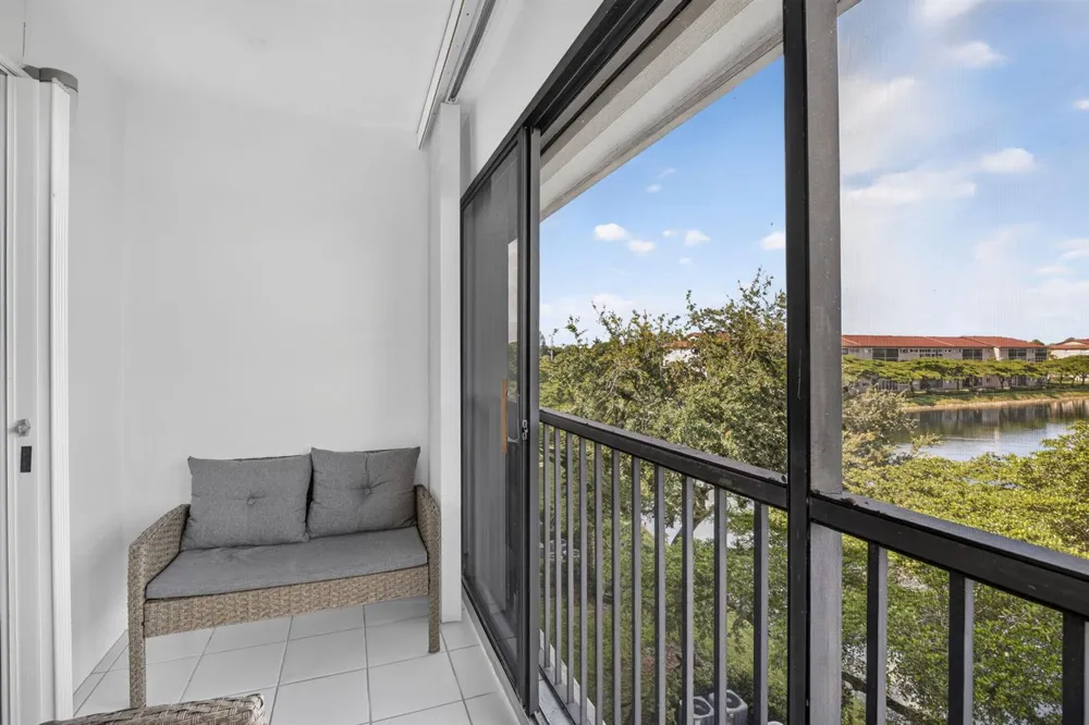 1500 SW 131st Avenue #410N Pembroke Pines, FL 33027