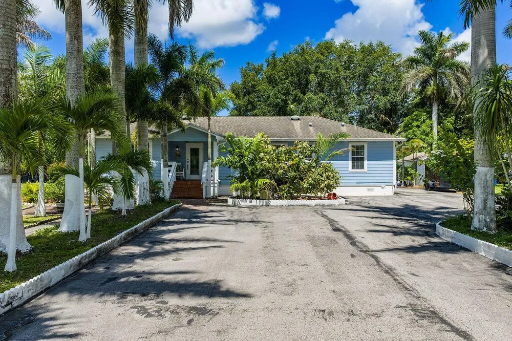 6929 120th Avenue West Palm Beach, FL 33412