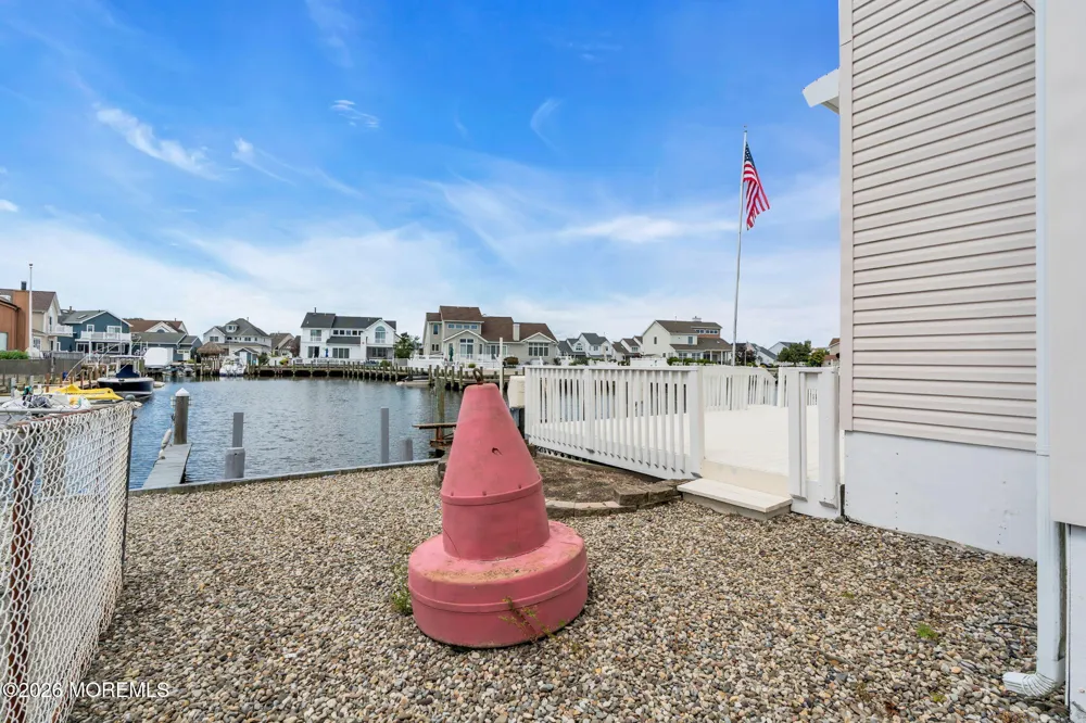 30 Toppinglift Drive Bayville, NJ 08721