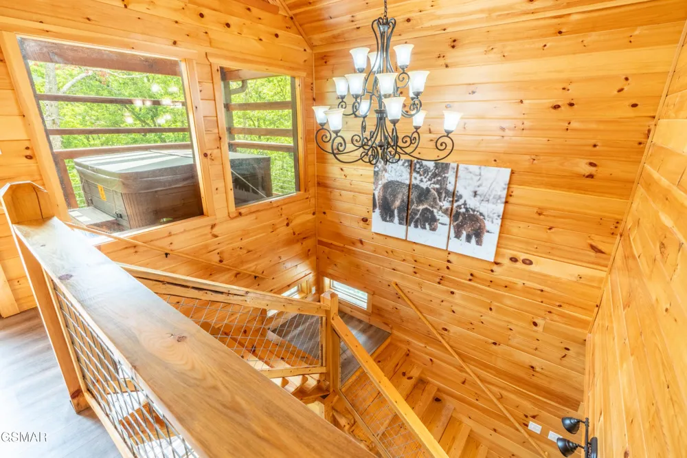113 Little Round Top Ln. Sevierville, TN 37876
