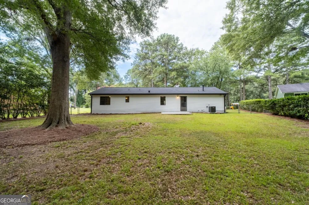 1526 Haynes CT Grayson, GA 30017