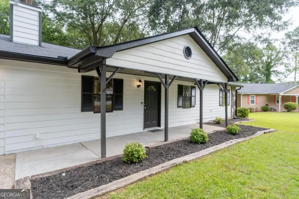 1526 Haynes CT Grayson, GA 30017